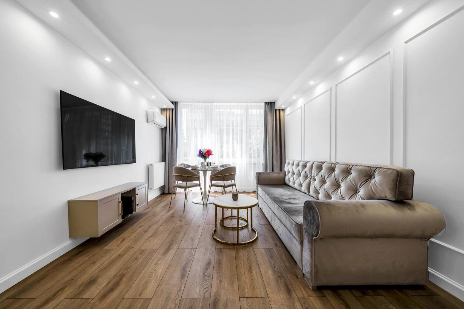 Warsaw Centrum Apartment - Workspace, Balcony - By Rentujemy Bagian luar foto