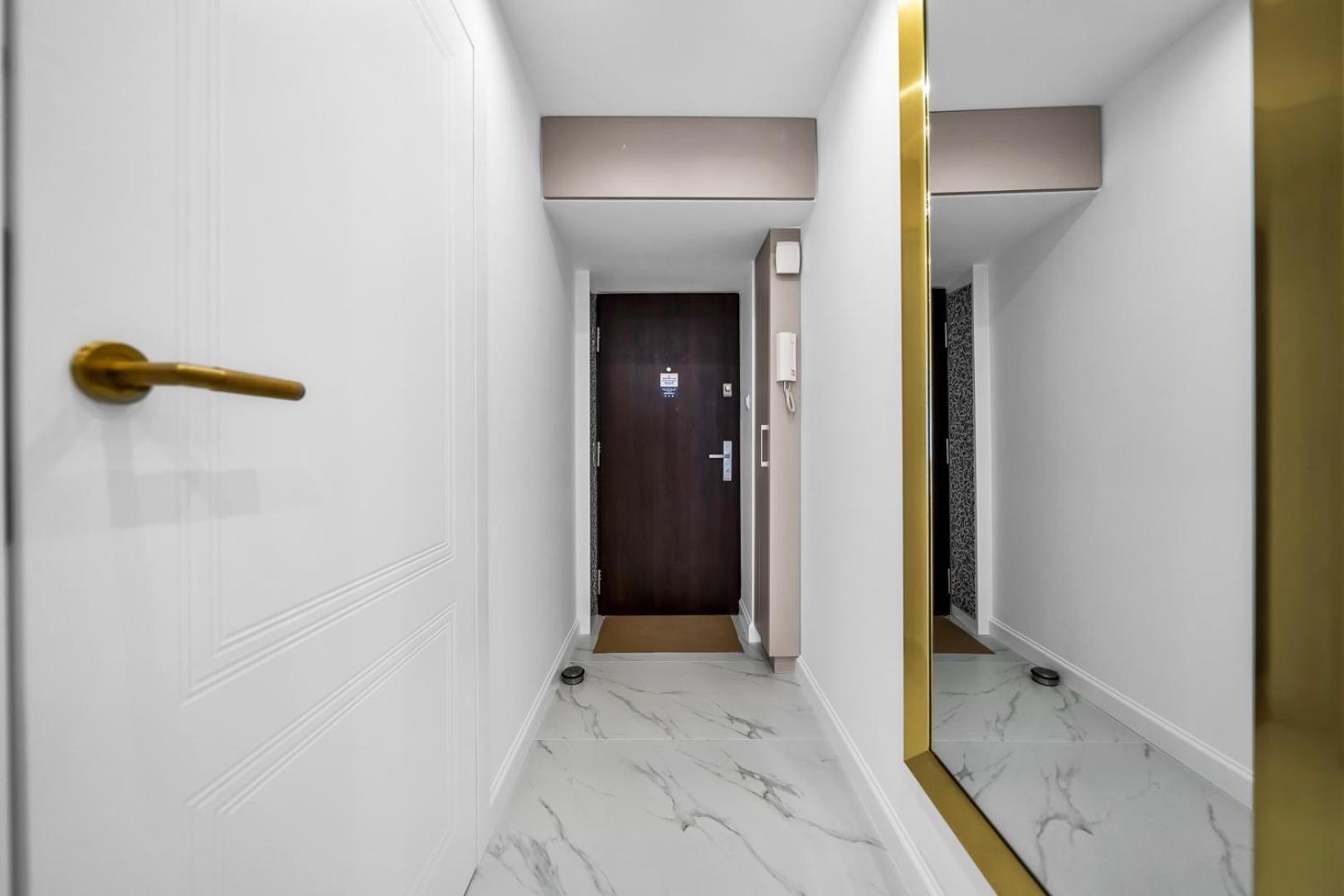 Warsaw Centrum Apartment - Workspace, Balcony - By Rentujemy Bagian luar foto